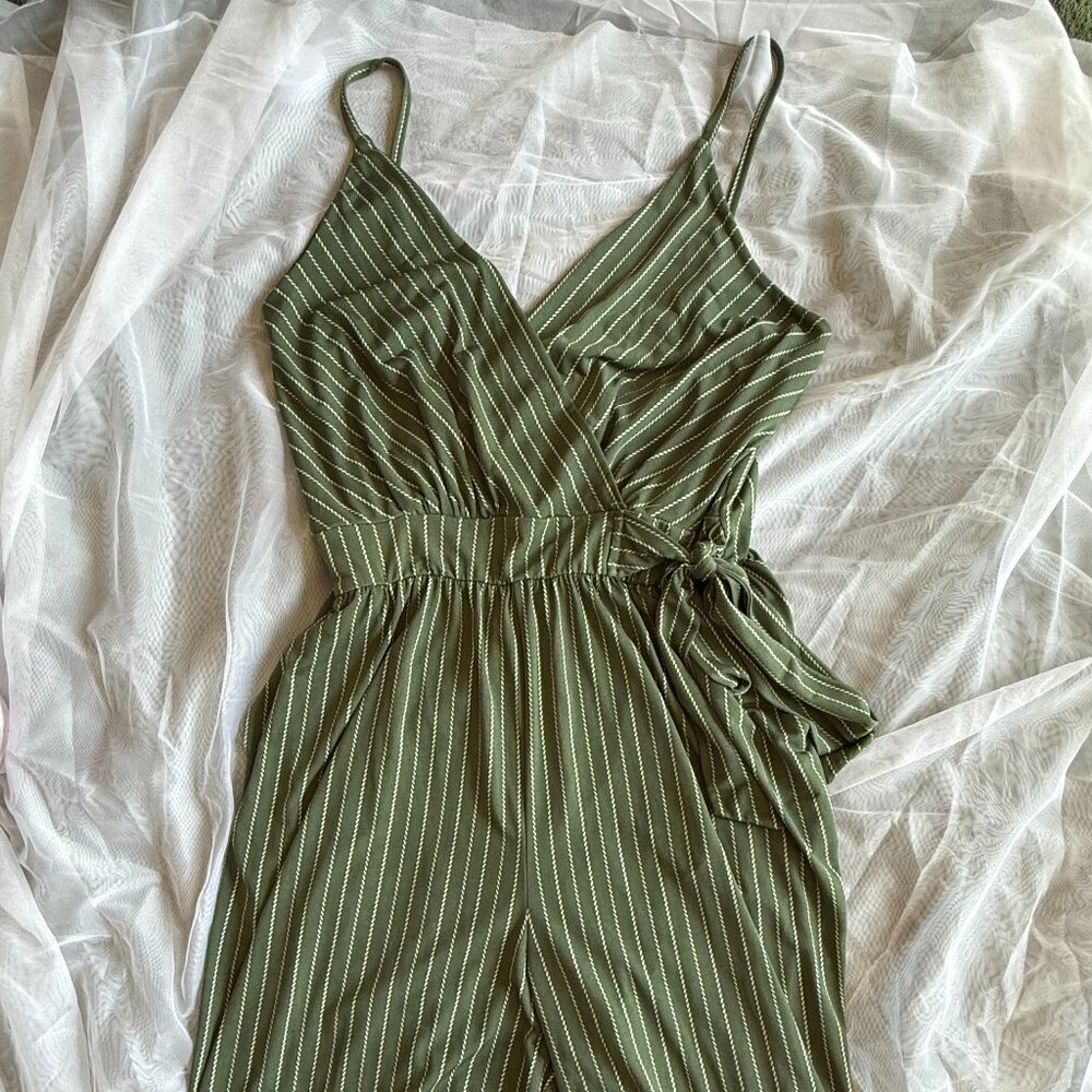 Kaileigh Olive Green Striped Jumpsuit – Fits Size M/L (10–12)